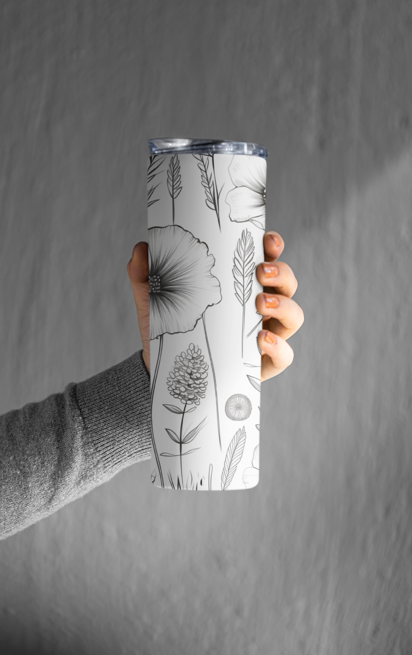 Black and White Flowers Tumbler Bottle