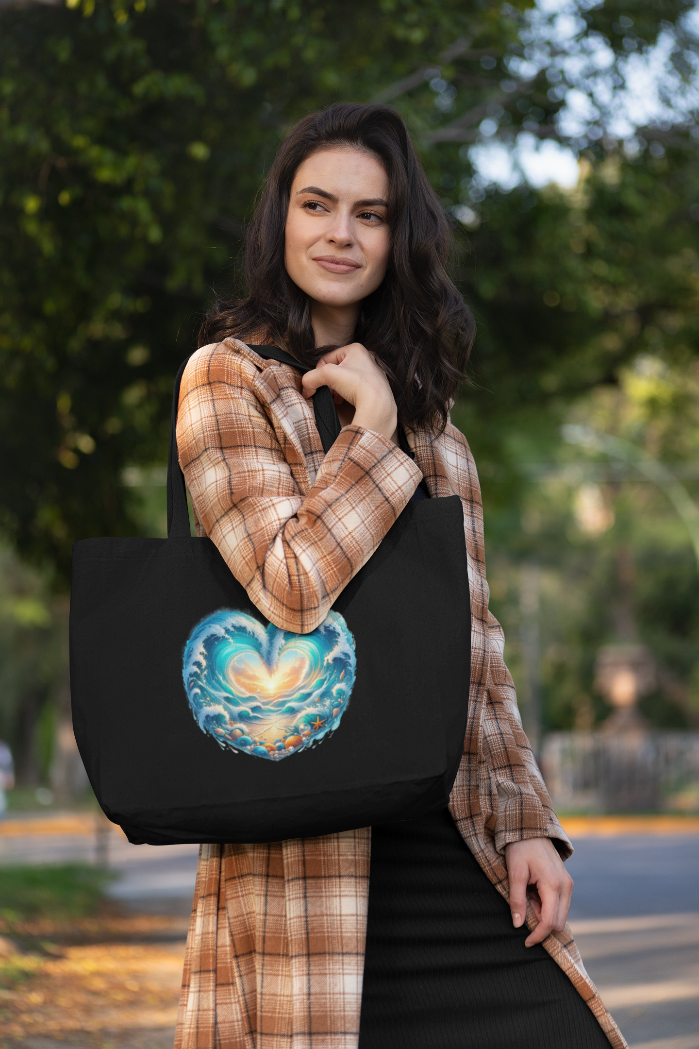 Ocean Heart Everyday Large Tote Bag