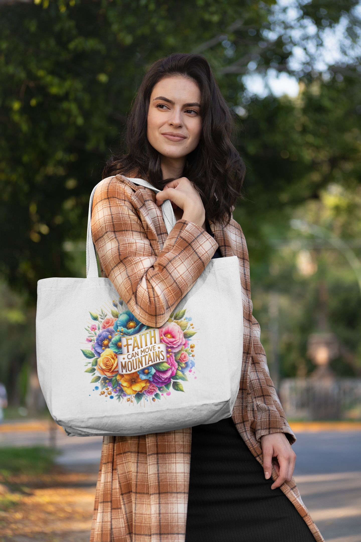 Faith Can Move Mountains Everyday Large Tote Bag