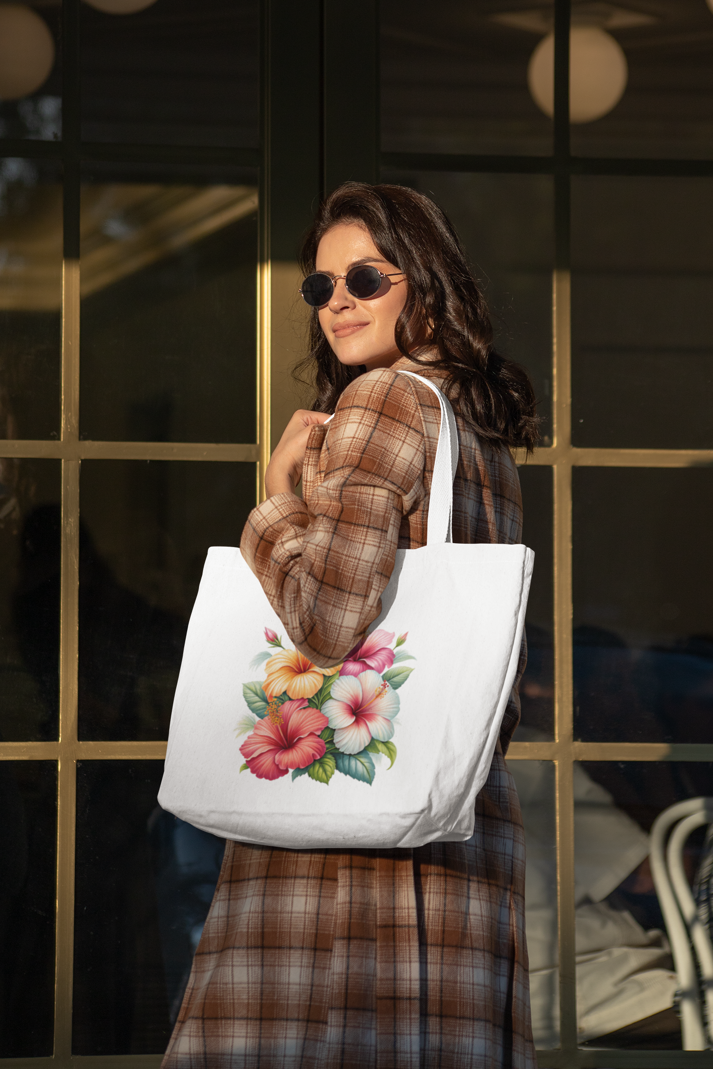 4Hibiscus Flowers Everyday Large Tote Bag