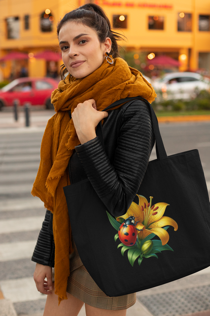 Ladybug03 Everyday Large Tote Bag