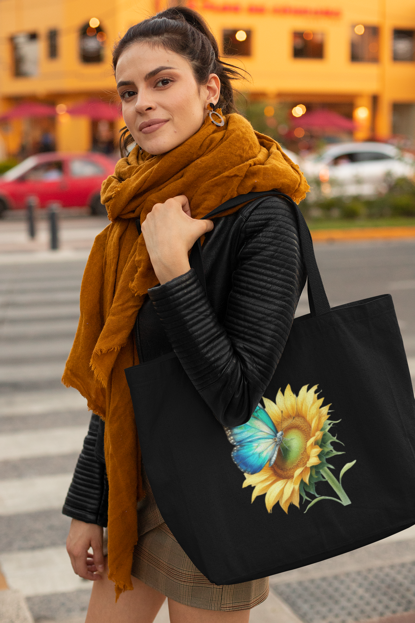 Sunflower01 Everyday Large Tote Bag