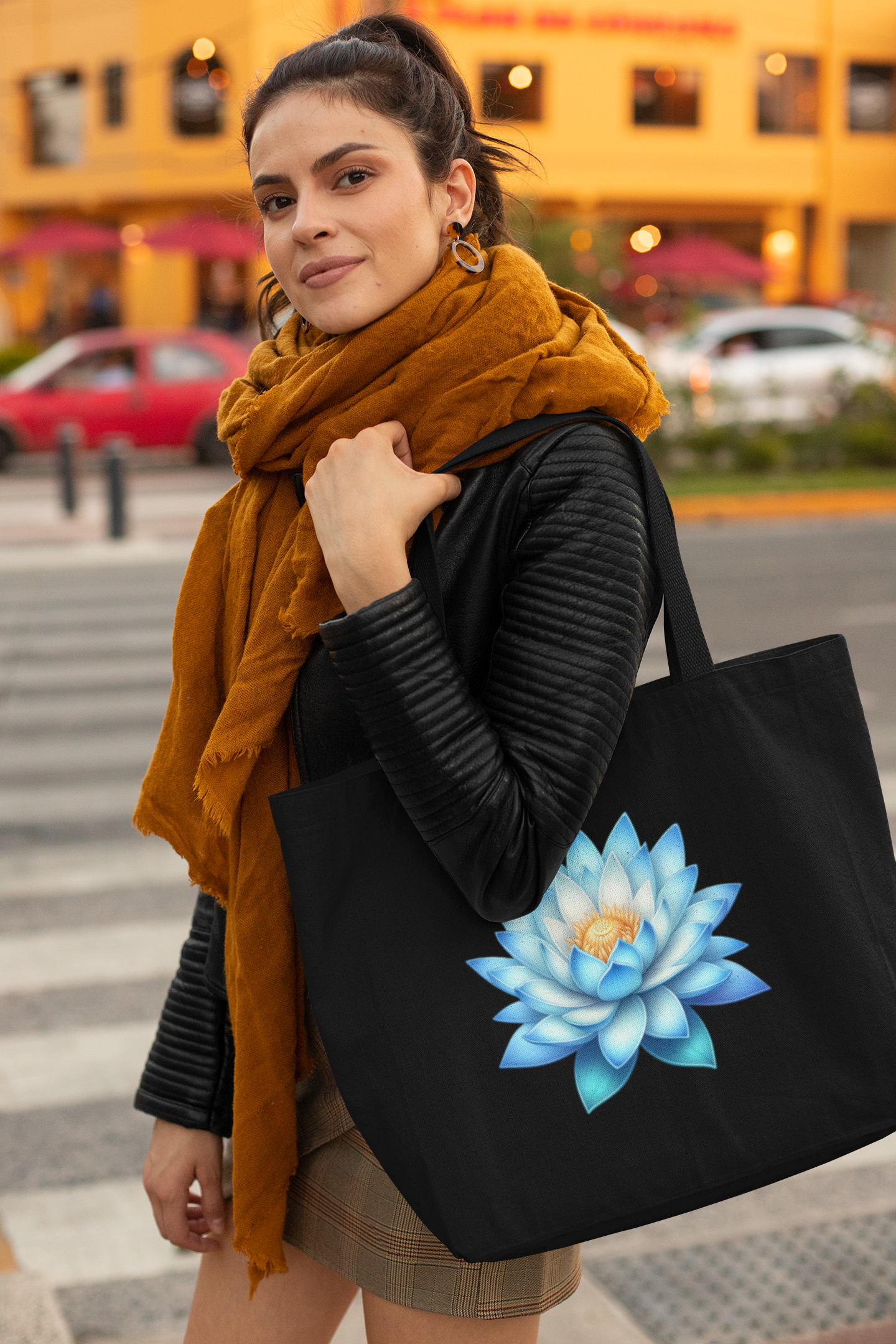 Blue Lotus Everyday Large Tote Bag