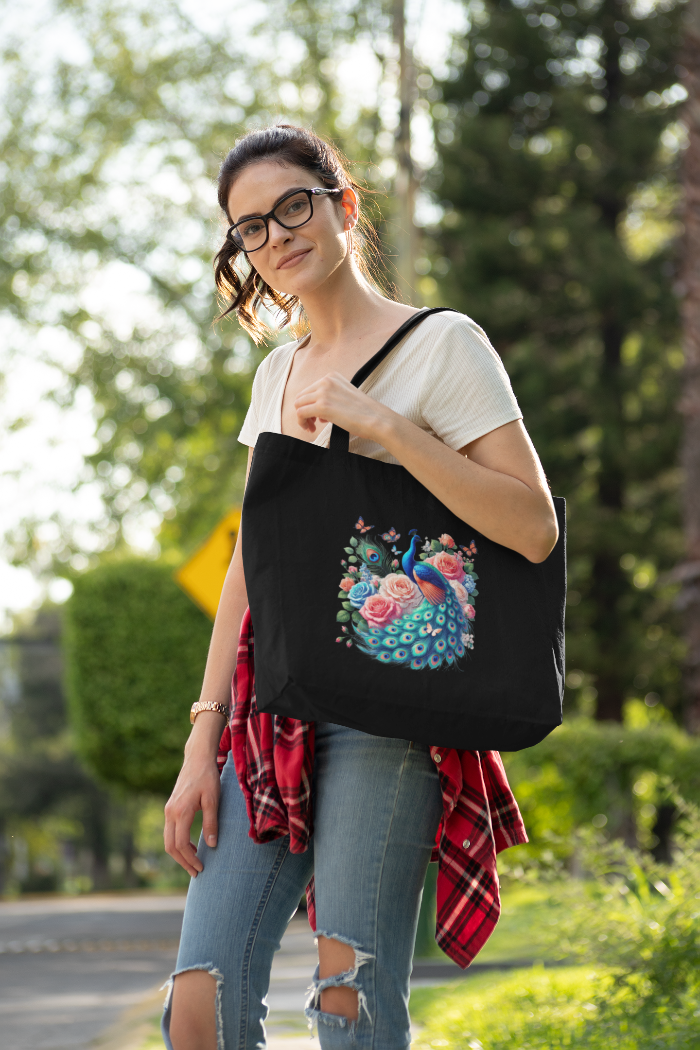 Peacock Roses Everyday Large Tote Bag